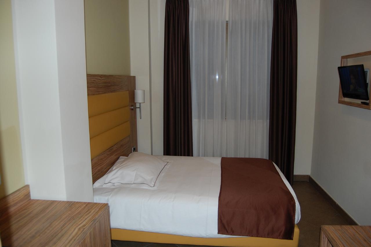 Giga Hotel Villa Santa Lucia Kültér fotó